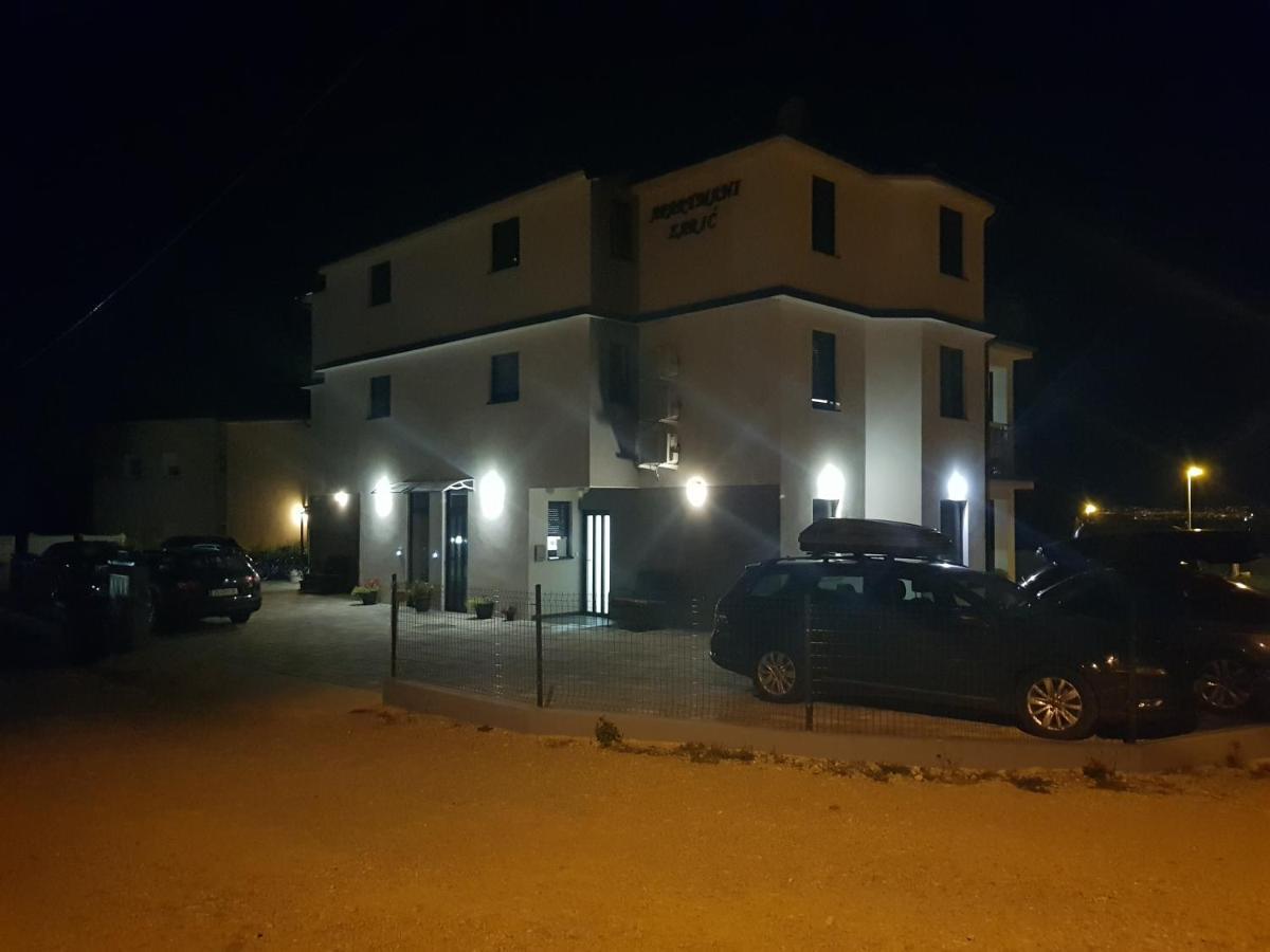 Apartmani Zaric Malinska Exterior foto